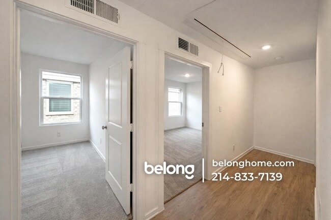 Foto del edificio - 1806 Chapel Hl Rd