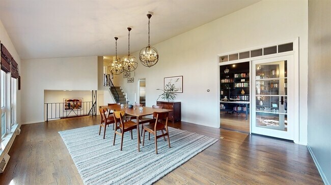 Foto del edificio - 1240 Eaton Ct