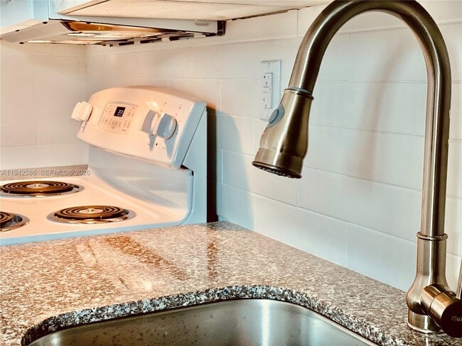 Foto del edificio - 1560 NW 1st Ct