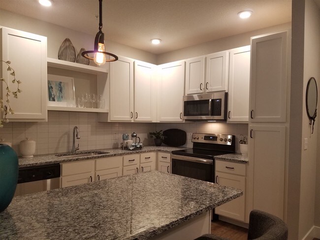 2 Br Bath 810 N Orlando Ave Condo For In Maitland Fl 2 Br Bath 810 N Orlando Ave