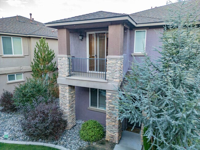 Foto del edificio - Great Townhome For Rent!