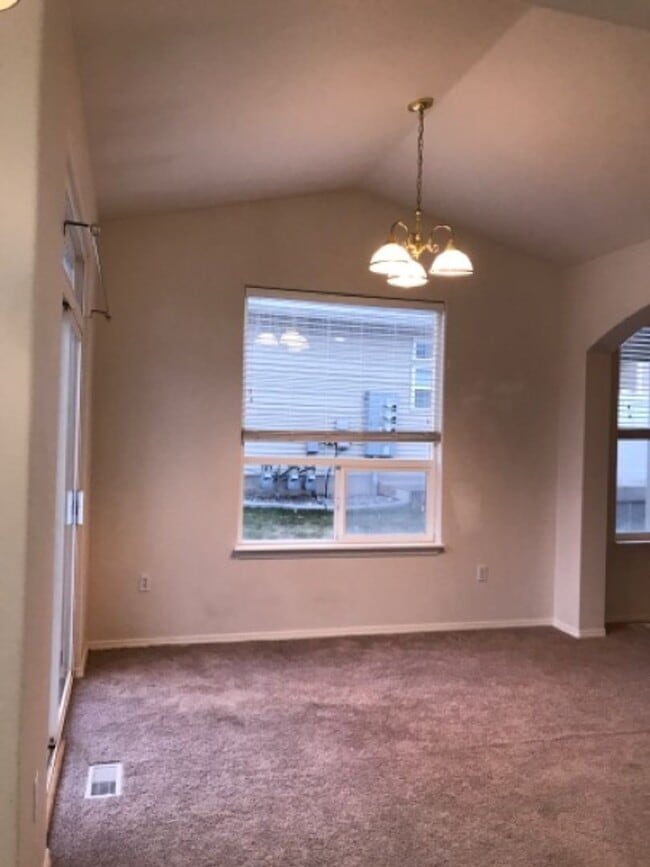 Building Photo - 601 Windemere Cir