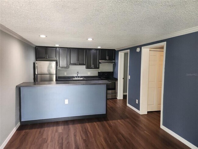 Foto del edificio - 5901 Bryce Ln