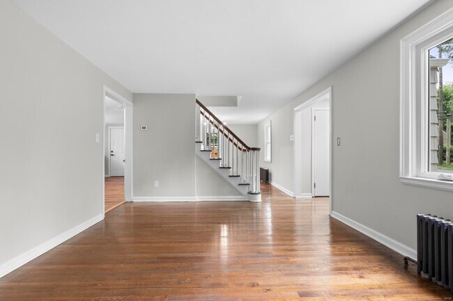 Foto del edificio - 17 Brookdale Ave