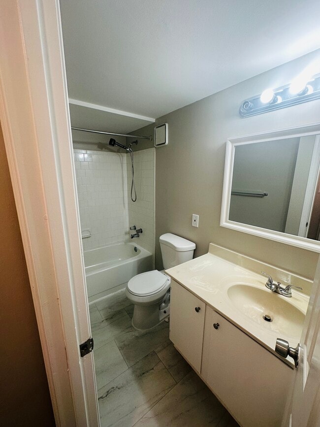 Foto del edificio - 7921 Brighton Way