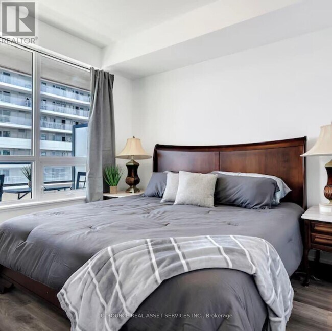 Photo du bâtiment - 1480 Bayly St