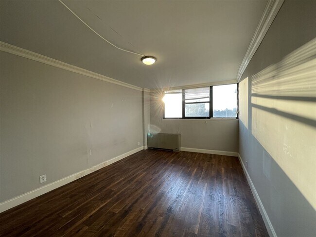 Foto del edificio - 5 Marin Blvd