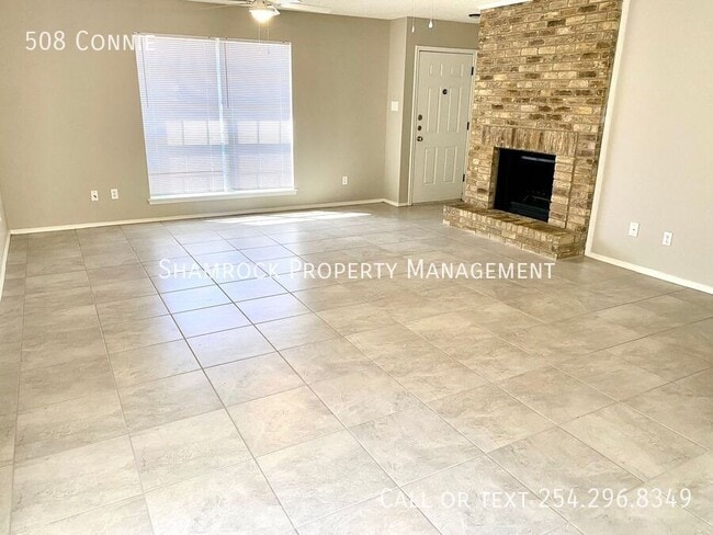 Building Photo - 3 bedroom/2 bath in Midway ISD!