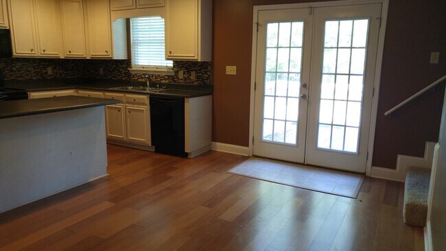 Building Photo - 126 Brookfair Ln