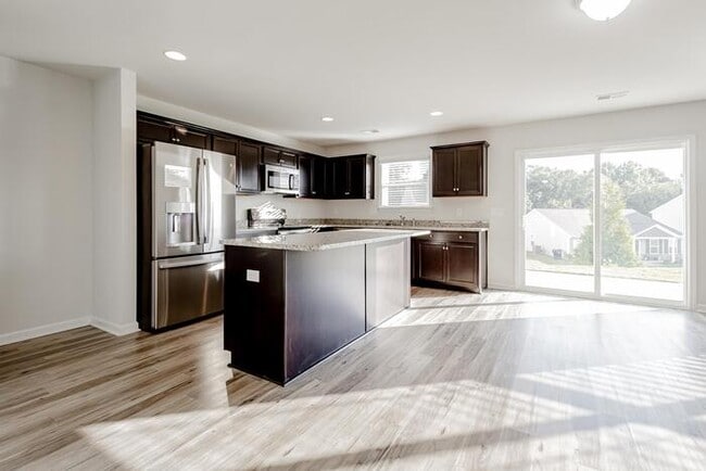 Building Photo - 305 Elevation Ct