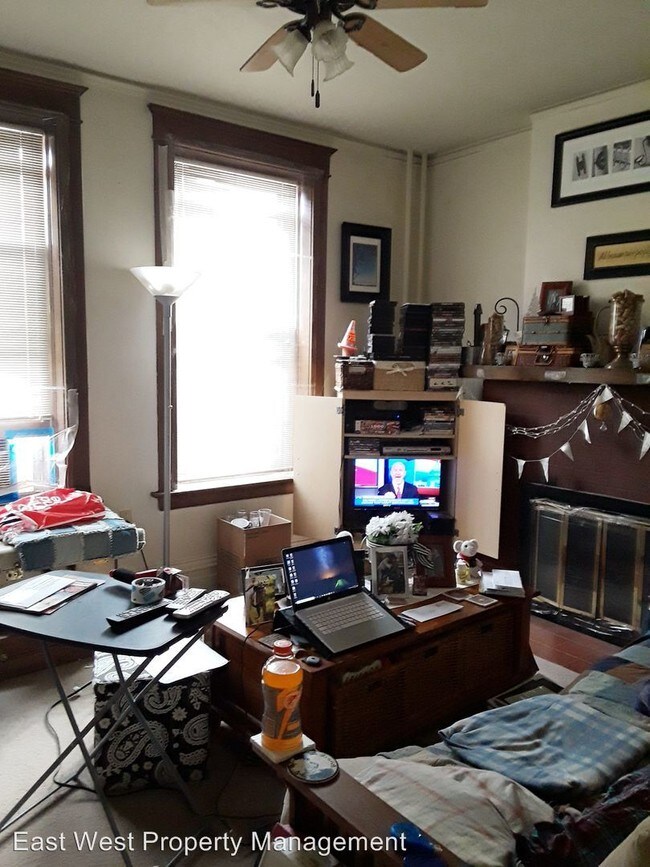 Foto del edificio - 1813-1819 E 2nd St