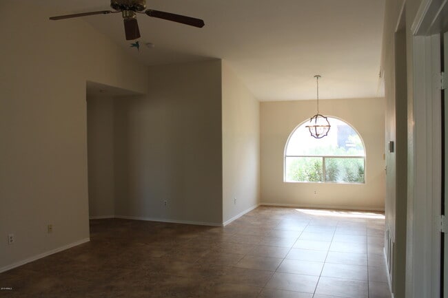 Building Photo - 1017 W Redondo Dr