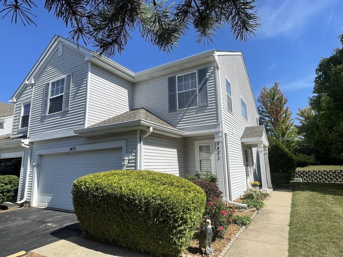 Primary Photo - 1471 Meadowsedge Ln