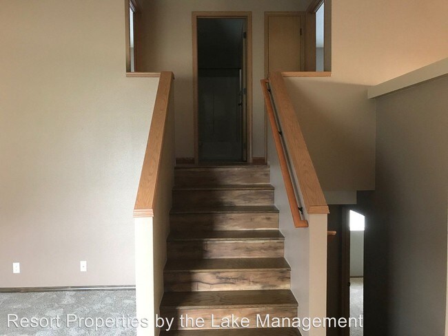 Building Photo - 4 br, 2 bath House - 2510 W Clairborne Lane