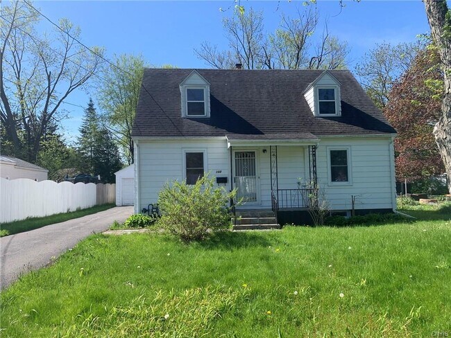Building Photo - 108 Waterbury Dr