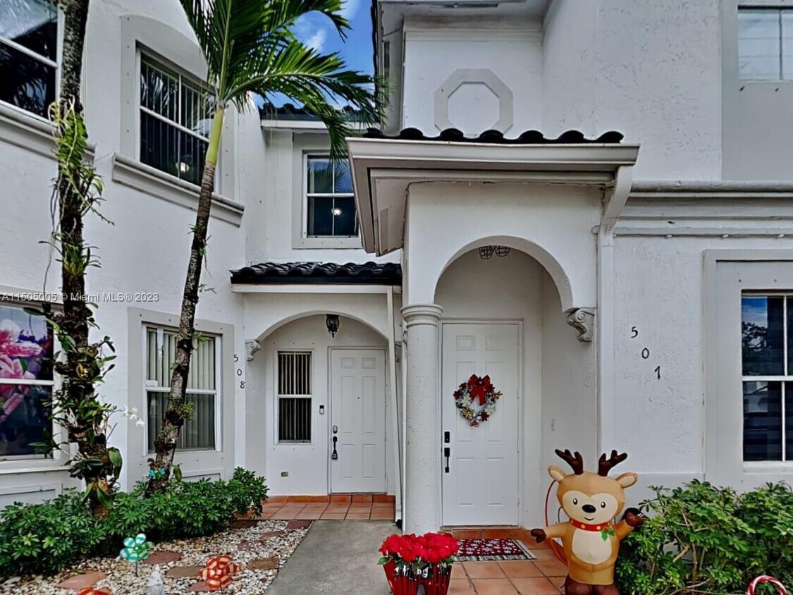 5410 NW 107th Ave Doral, FL 33178 Alquileres en Doral, FL