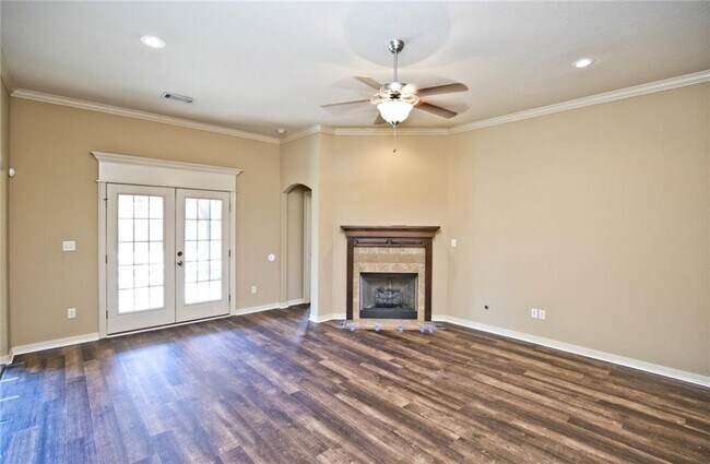 Foto del edificio - 3761 W Providence Dr