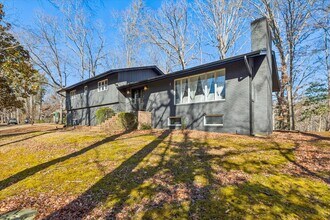 Building Photo - 112 Overlook Dr