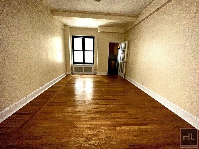 Building Photo - SECOND AVENUE