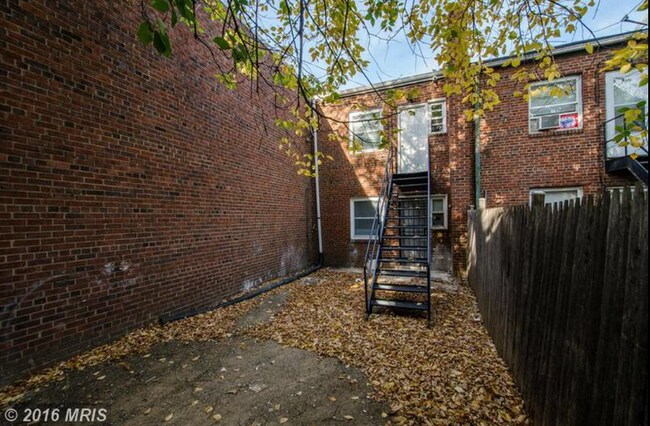 Foto del edificio - 1701 Montello Ave NE