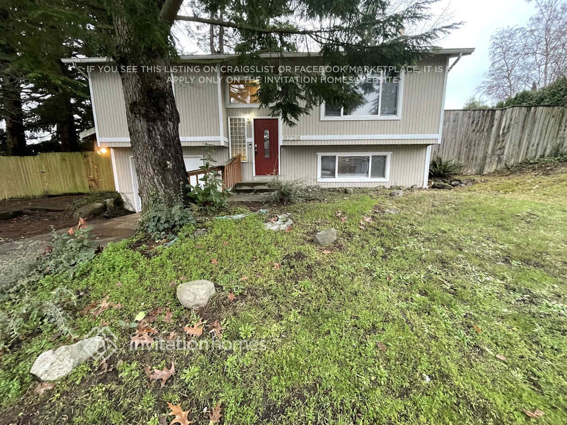 Building Photo - 3725 SW 332nd Pl