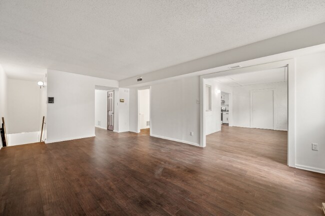 Foto del edificio - 103 Harvest Ln