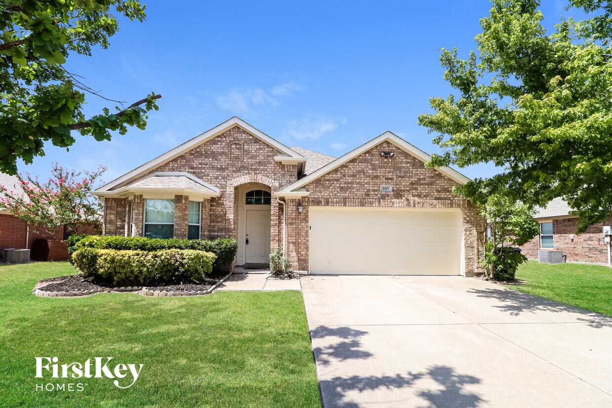 Primary Photo - 105 Bear Trail