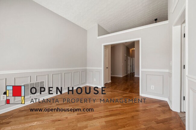 Foto del edificio - 1325 Cedar Oak Ln, Lawrenceville
