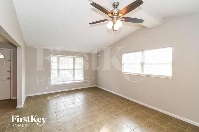 Building Photo - 878 Westgate Dr