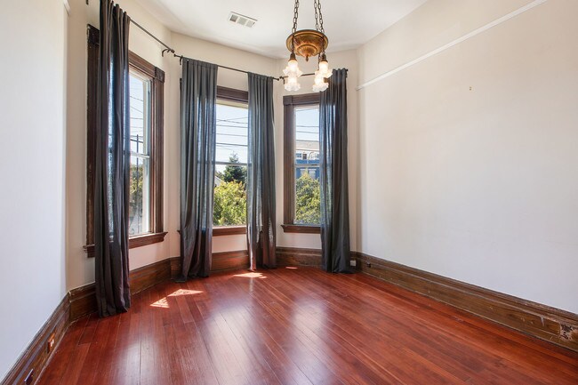 Foto del edificio - 1312 Peralta St