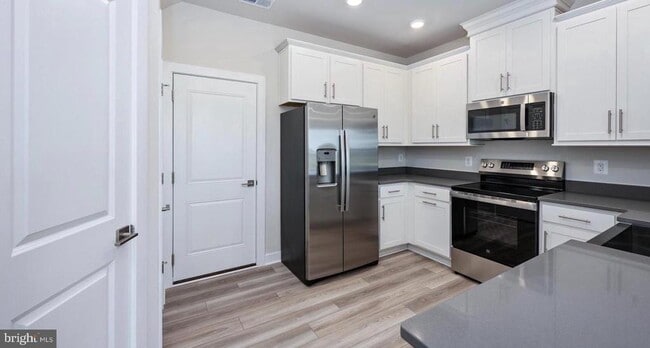 Building Photo - 20189 Northpark Dr