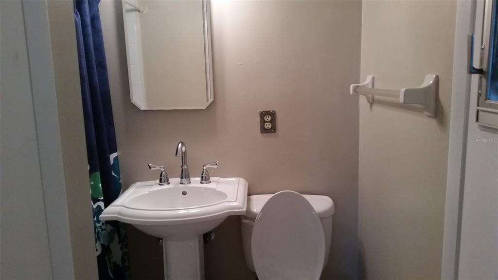 Foto principal - 491 S Venice Blvd