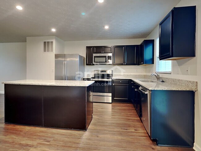 Foto del edificio - 5722 Jo Anne Rose Ct