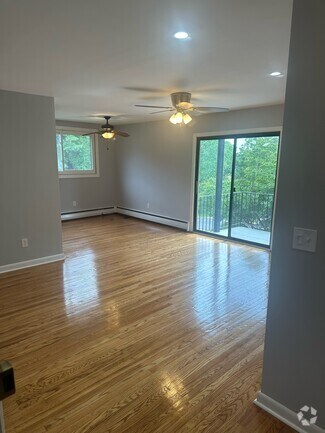 Building Photo - 1016 W Baltimore Pike