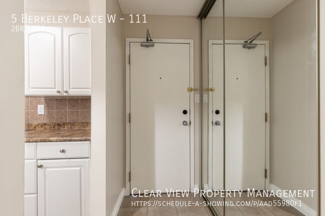 Building Photo - Renovated two bedroom, one bathroom condo with fully fenced patio. UTILITIES INCLUDED!!