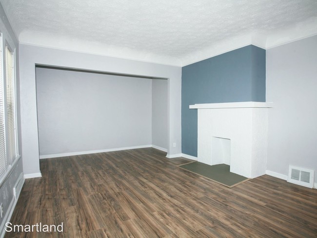 Foto del edificio - 3435 Beechwood Ave