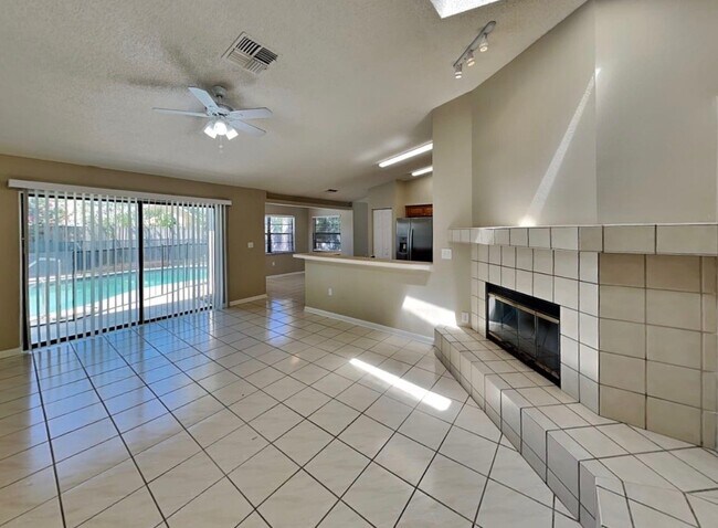 Foto del edificio - 289 Millstone Dr