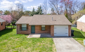 Building Photo - 6121 Bill Murray Ln