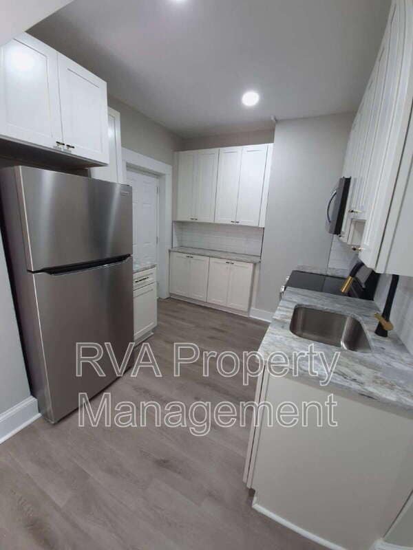 Building Photo - 3105 2nd Ave