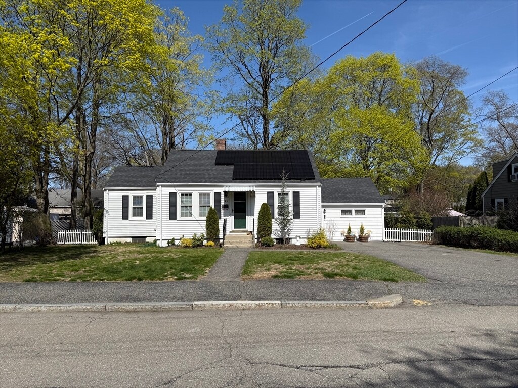 Primary Photo - 45 McPhee Rd