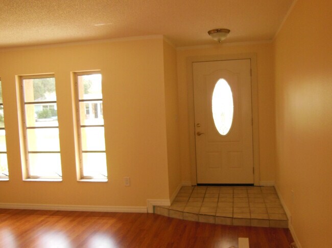 front entrance - 4449 Brooksdale Dr