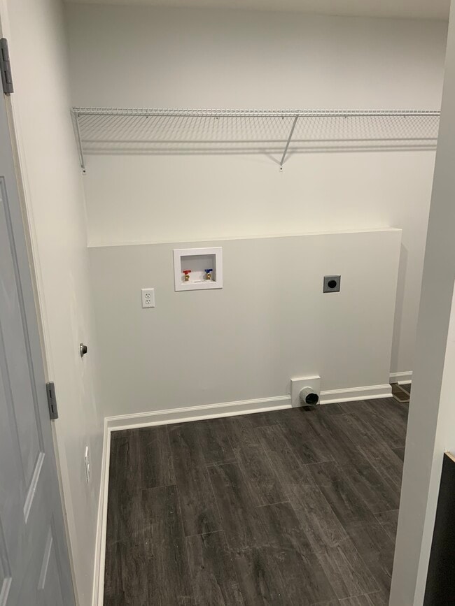 Building Photo - 2945 Lucas Way