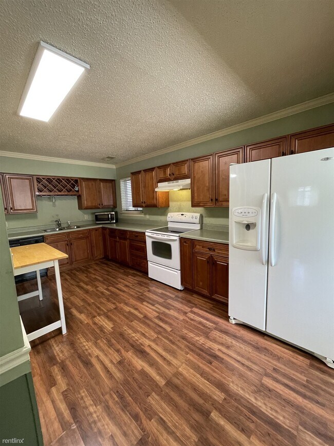 Foto del edificio - 2 br, 2 bath House - 6005 Welworth Avenue ...
