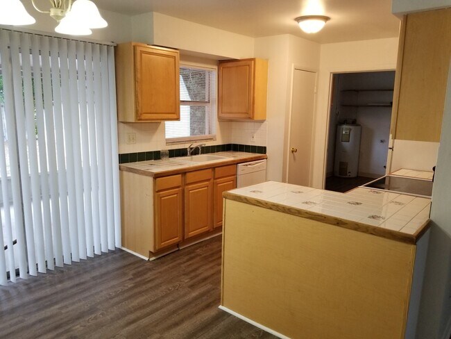 Foto del edificio - Southwest Winter Haven Three-Bedroom Home