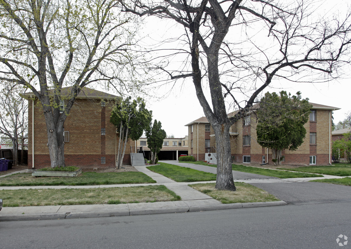 Building Photo - 1525 Hudson St