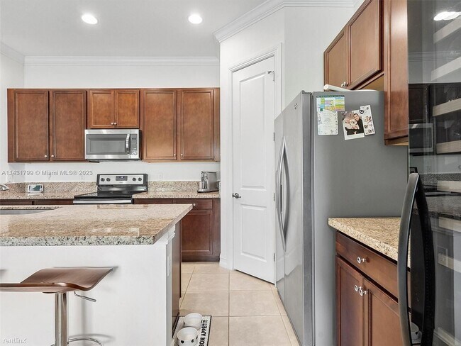 Foto del edificio - 3 br, 2.5 bath House - 174 SW 127th Ter
