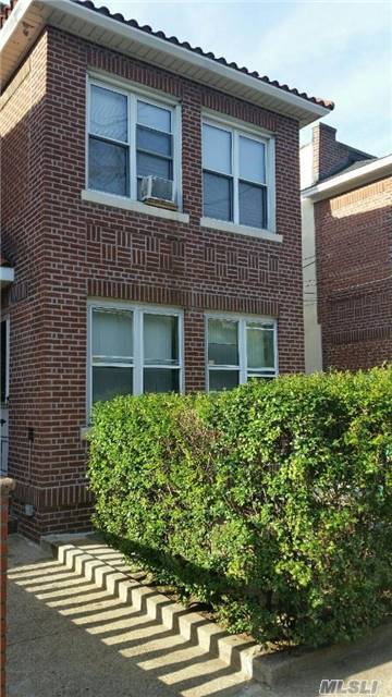Primary Photo - 46-12 25th Ave