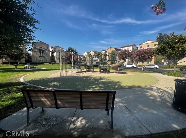 Building Photo - 10400 Via Palma