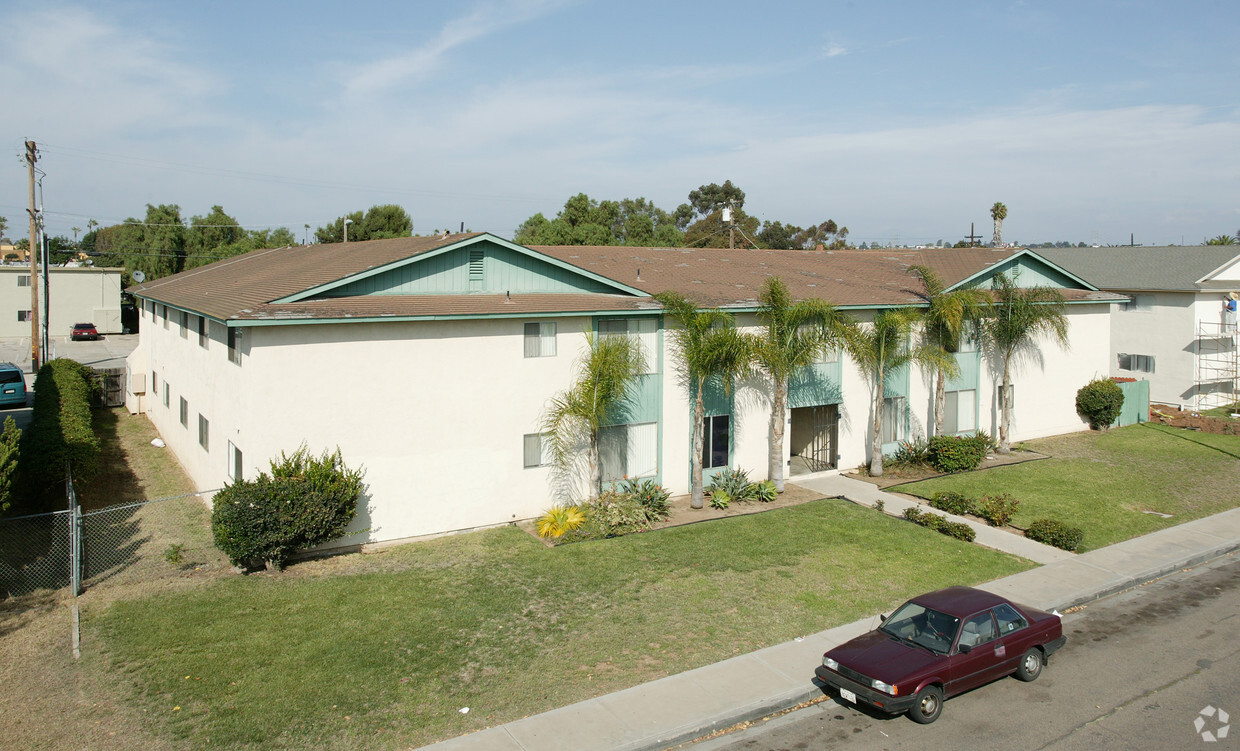 Building Photo - Zenith Apartments