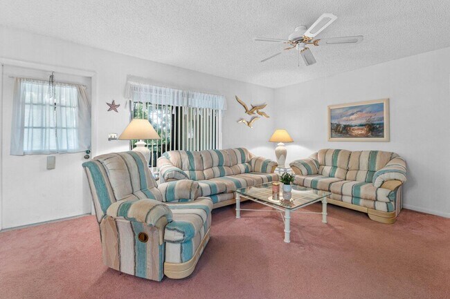 Foto del edificio - 401 Pine Glen Ln